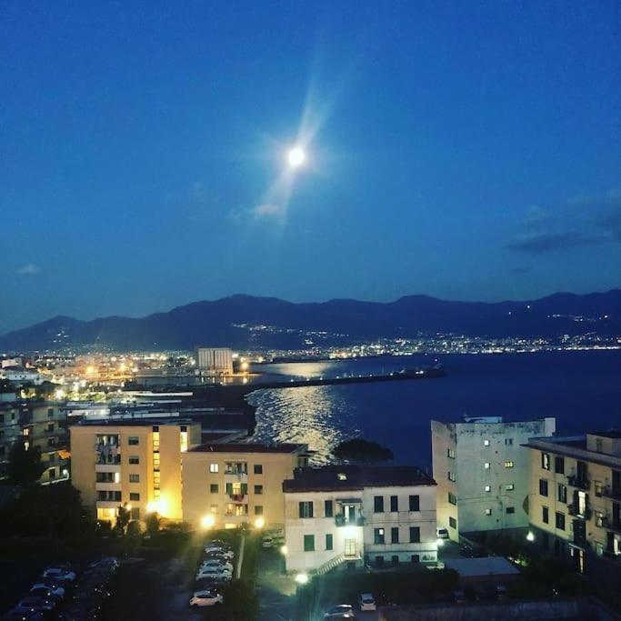 Sostaoplontina Casa Vacanza Torre Annunziata Exteriör bild