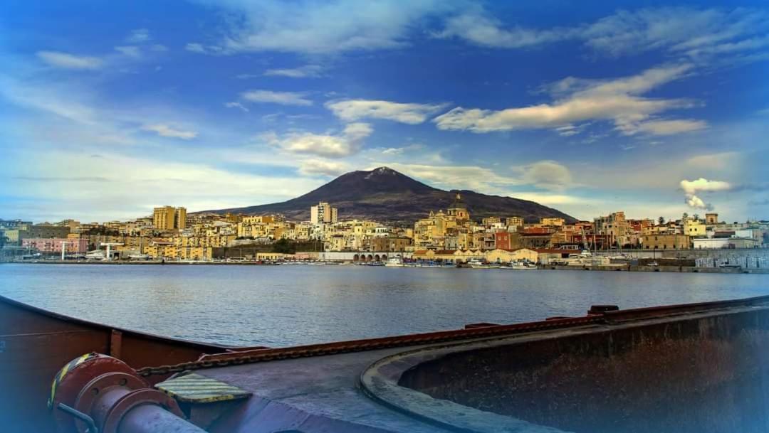Sostaoplontina Casa Vacanza Torre Annunziata Exteriör bild